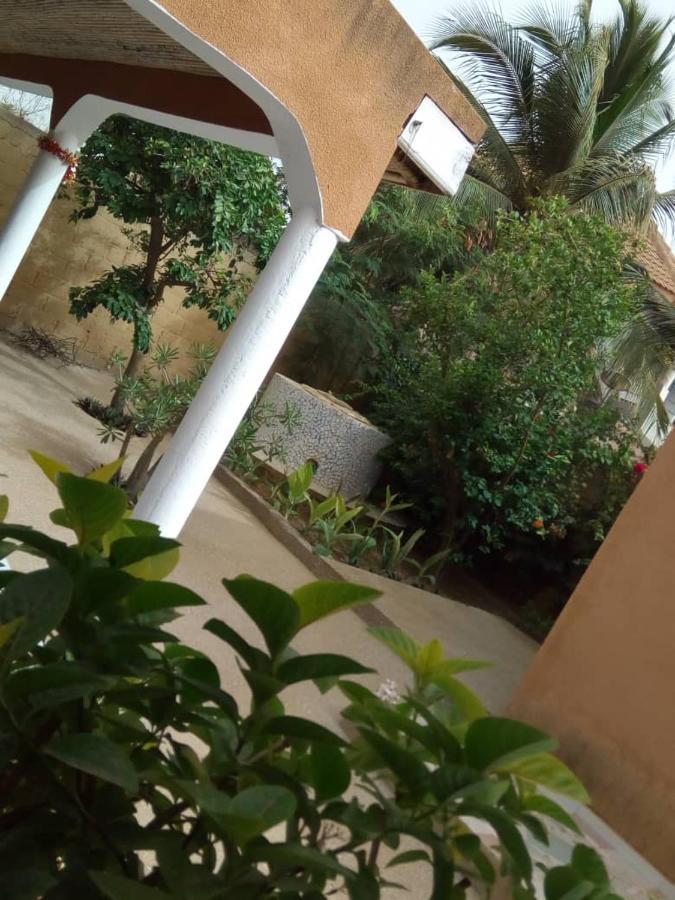 萨利波图尔Chez Coumba Et Daniel住宿加早餐旅馆 外观 照片
