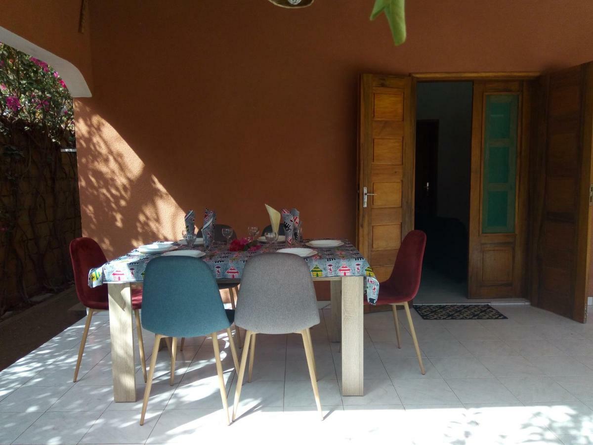 萨利波图尔Chez Coumba Et Daniel住宿加早餐旅馆 外观 照片