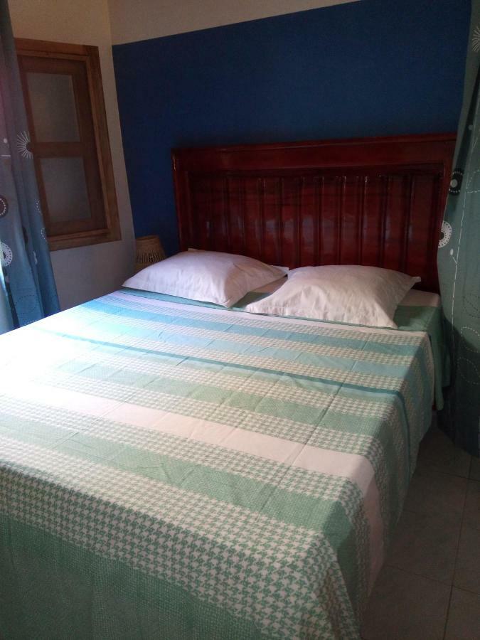 萨利波图尔Chez Coumba Et Daniel住宿加早餐旅馆 外观 照片