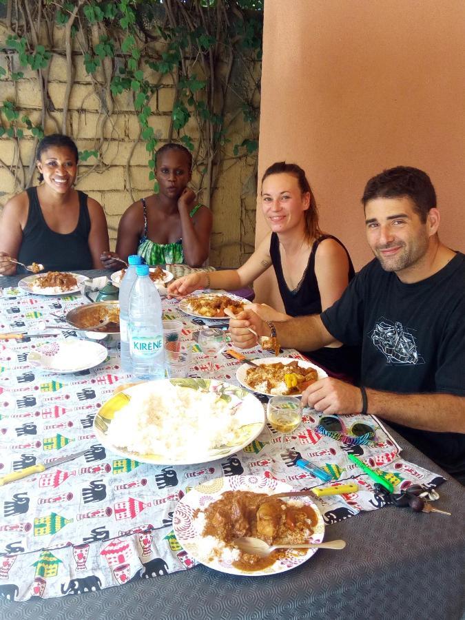 萨利波图尔Chez Coumba Et Daniel住宿加早餐旅馆 外观 照片